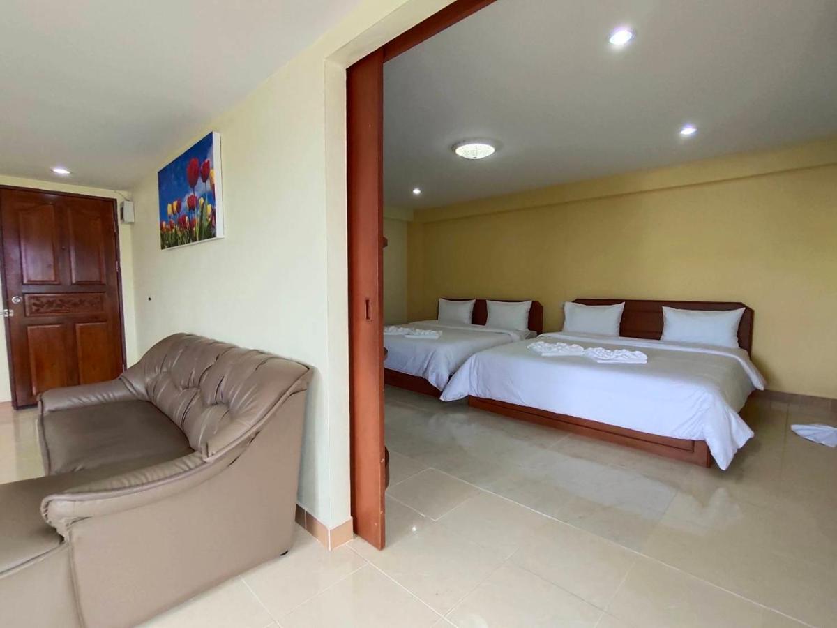 Samkwan Village Bangsaen Extérieur photo
